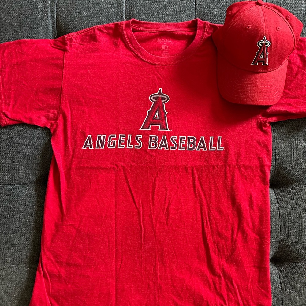 MLB Anaheim Angels baseball cap and men/women T-Shirt size M.